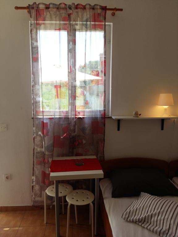 Apartments Marko Vrsi Buitenkant foto