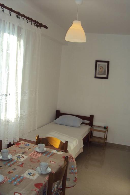 Apartments Marko Vrsi Buitenkant foto