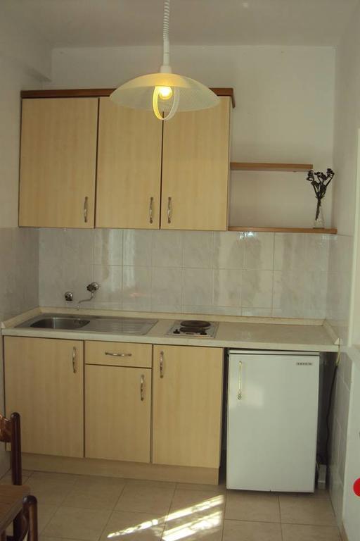 Apartments Marko Vrsi Buitenkant foto
