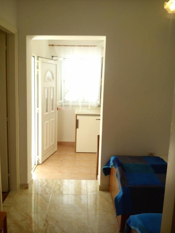 Apartments Marko Vrsi Buitenkant foto