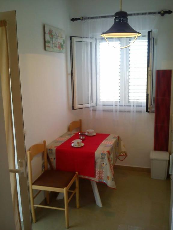 Apartments Marko Vrsi Buitenkant foto