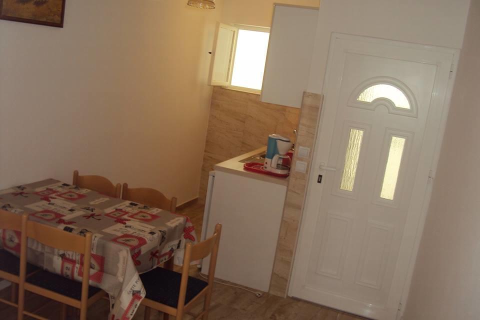 Apartments Marko Vrsi Buitenkant foto