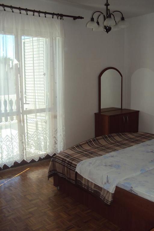 Apartments Marko Vrsi Buitenkant foto